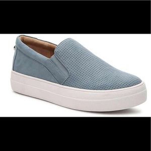 Steve Madden slip on blue sneakers